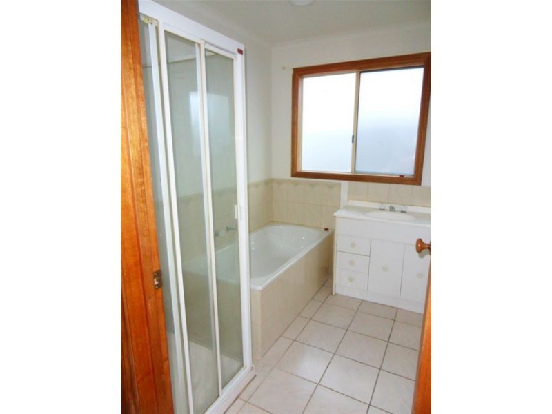 2/37 Laurie Street, Newport VIC 3015