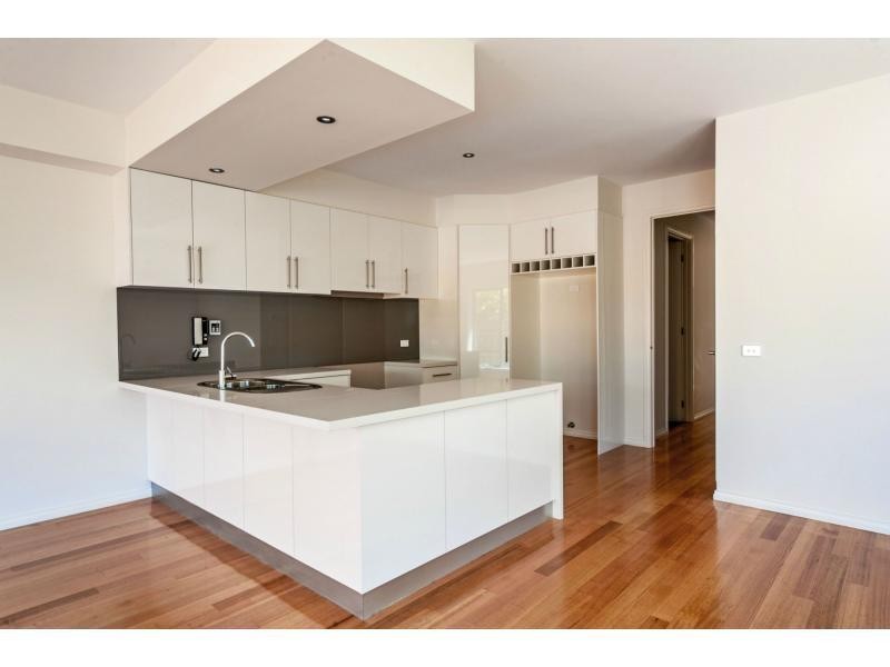 1/24 Stapley Cres, Altona North VIC 3025