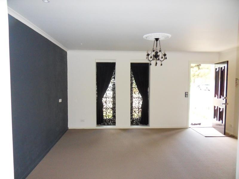 24 Kingham Street, Newport VIC 3015