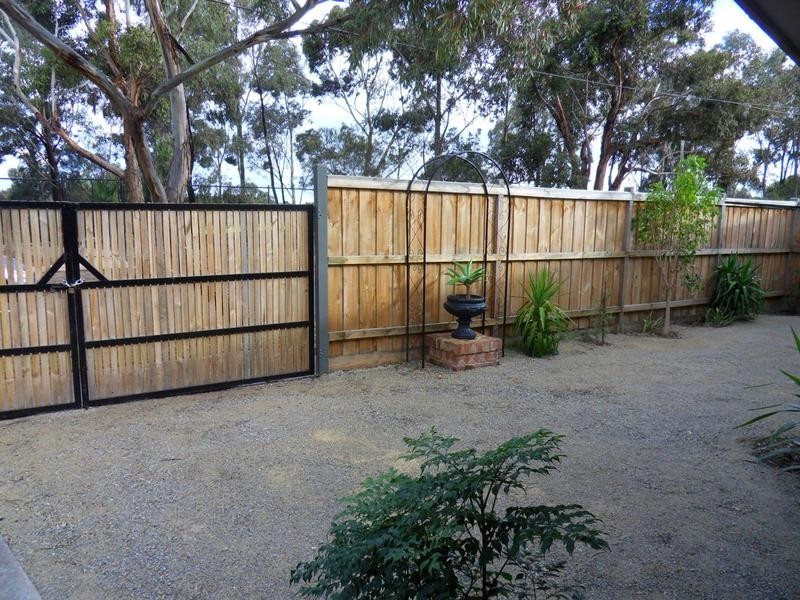 24 Kingham Street, Newport VIC 3015