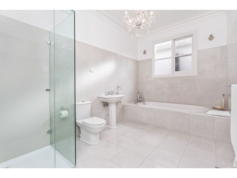 9 Challis Street, Newport VIC 3015