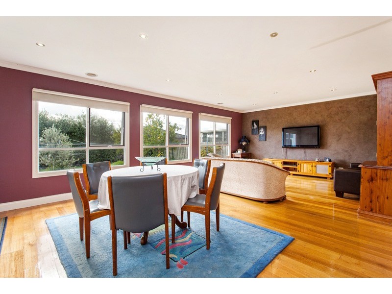 46 Eames Avenue, Brooklyn VIC 3012