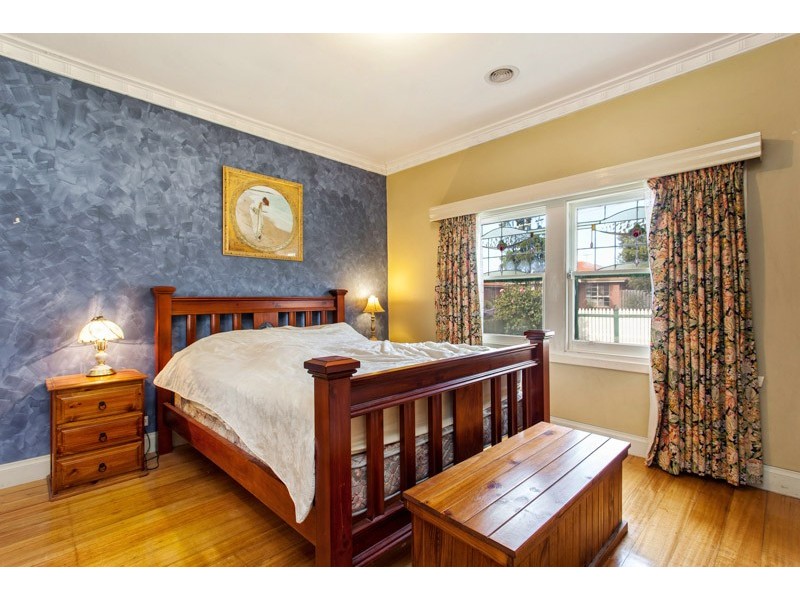 46 Eames Avenue, Brooklyn VIC 3012