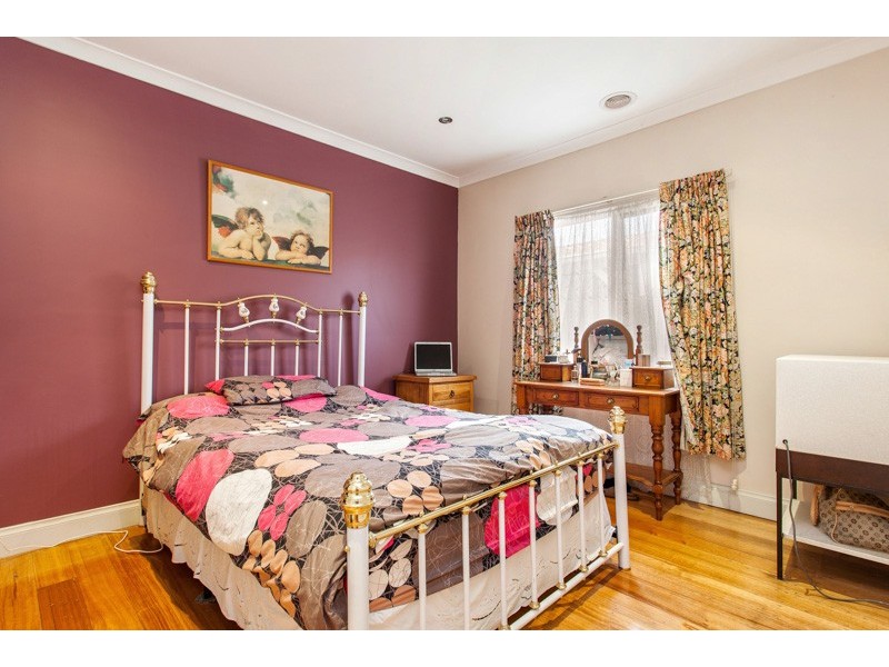 46 Eames Avenue, Brooklyn VIC 3012