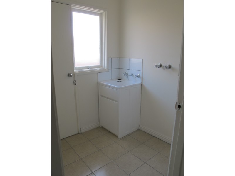 11A Hall Street, Newport VIC 3015