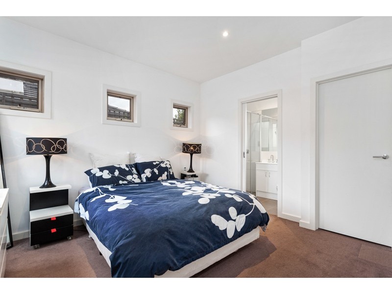 4/17 Carmen Street, Newport VIC 3015