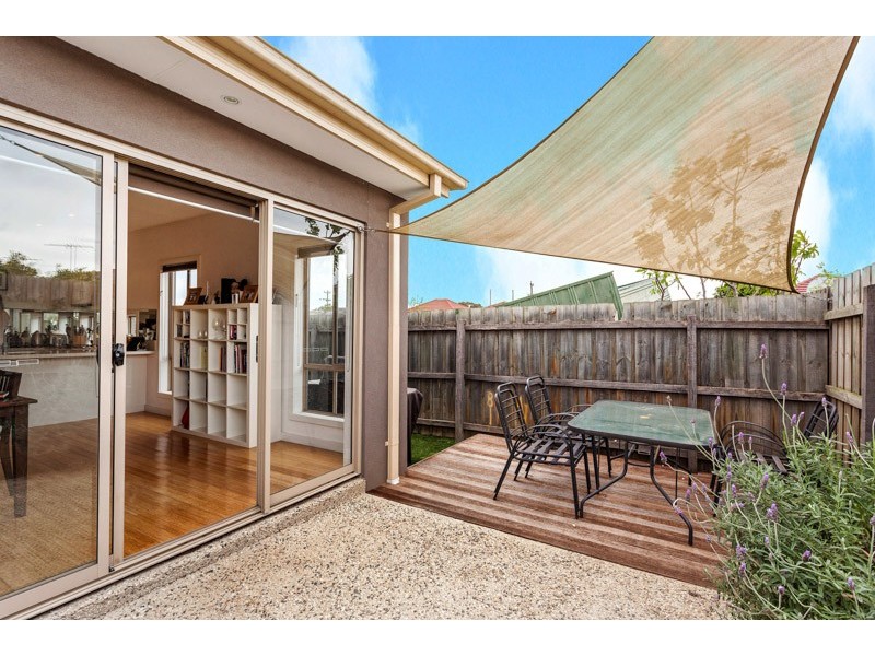 4/17 Carmen Street, Newport VIC 3015
