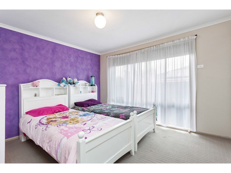 27 Hall Avenue, Altona Meadows VIC 3028