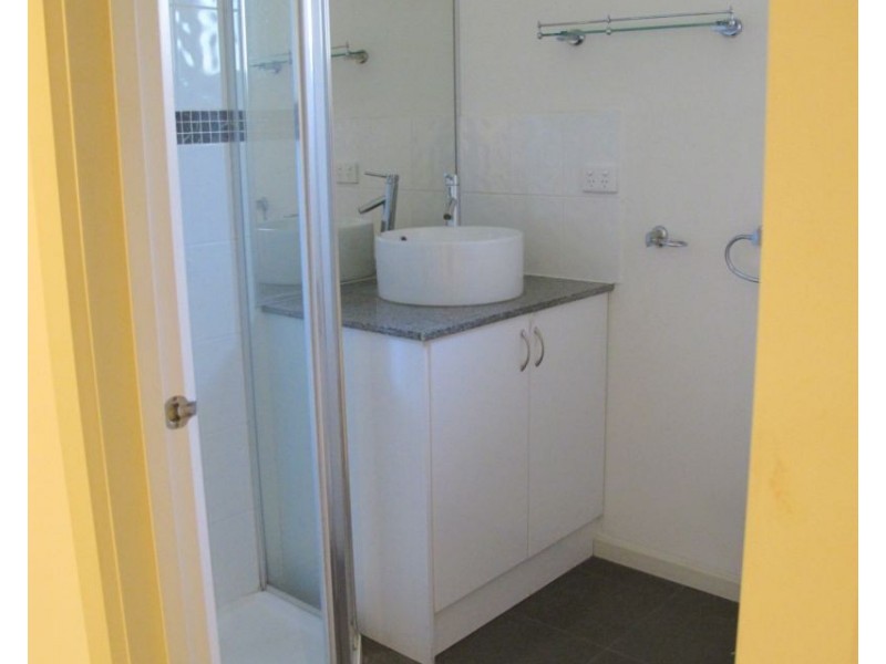 1/86 Gordon Street, Newport VIC 3015