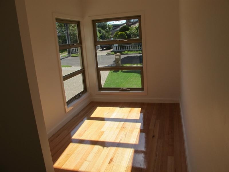 9 Andrews Street, Spotswood VIC 3015