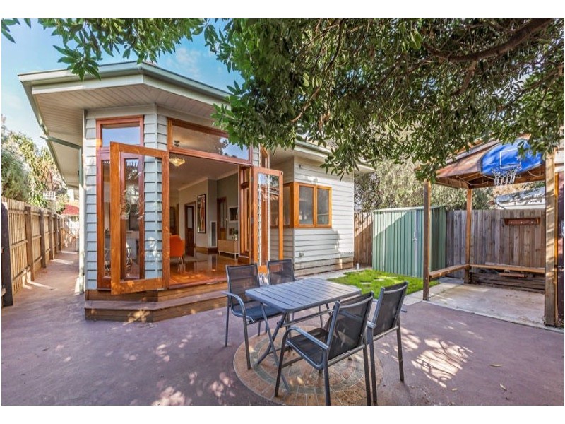 46 River Street, Newport VIC 3015