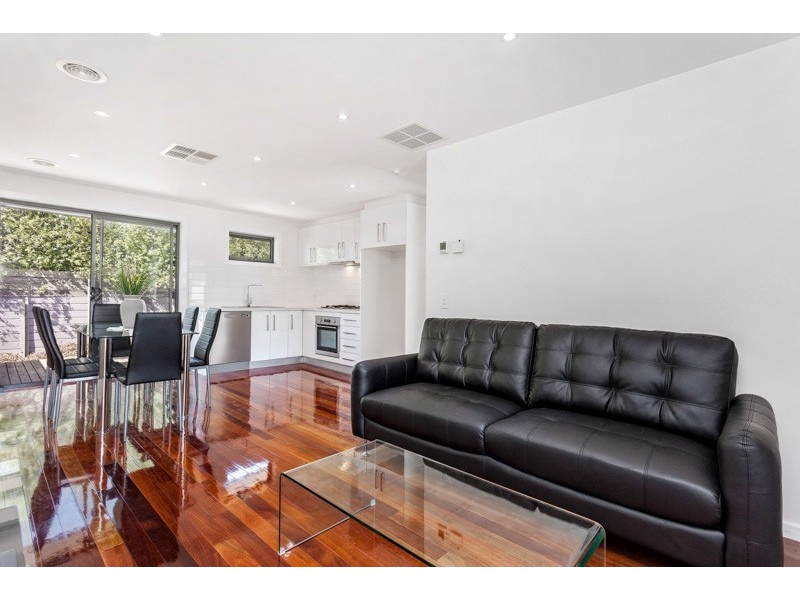 5/56 Truman Street, South Kingsville VIC 3015