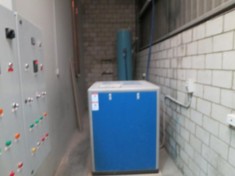 1/6 Burgess Street, Brooklyn VIC 3012