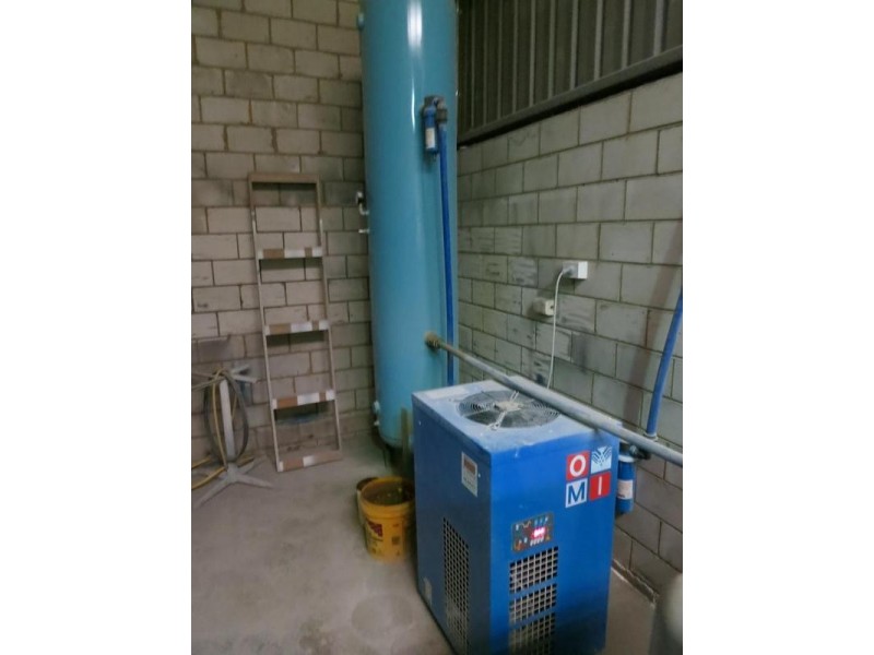 1/6 Burgess Street, Brooklyn VIC 3012