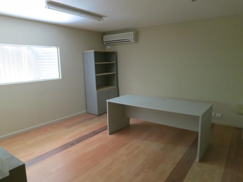 1/6 Burgess Street, Brooklyn VIC 3012