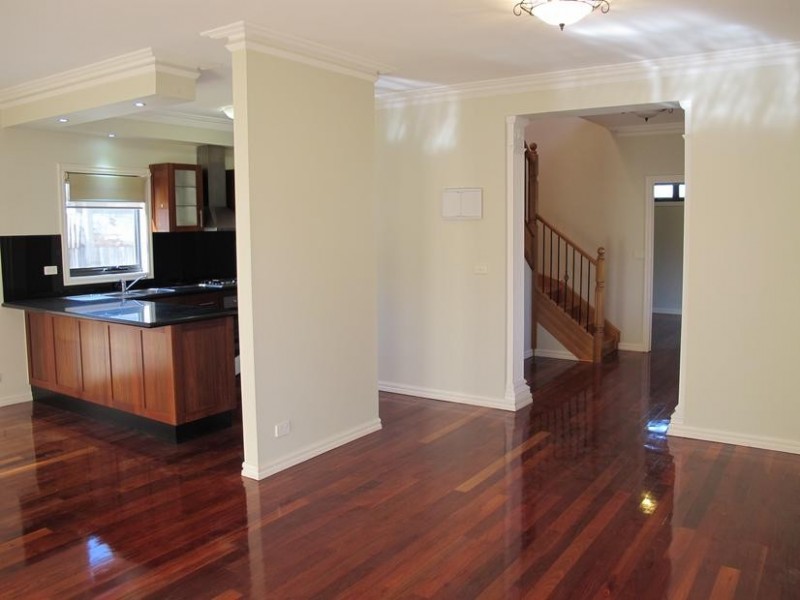 16 William Street, Newport VIC 3015