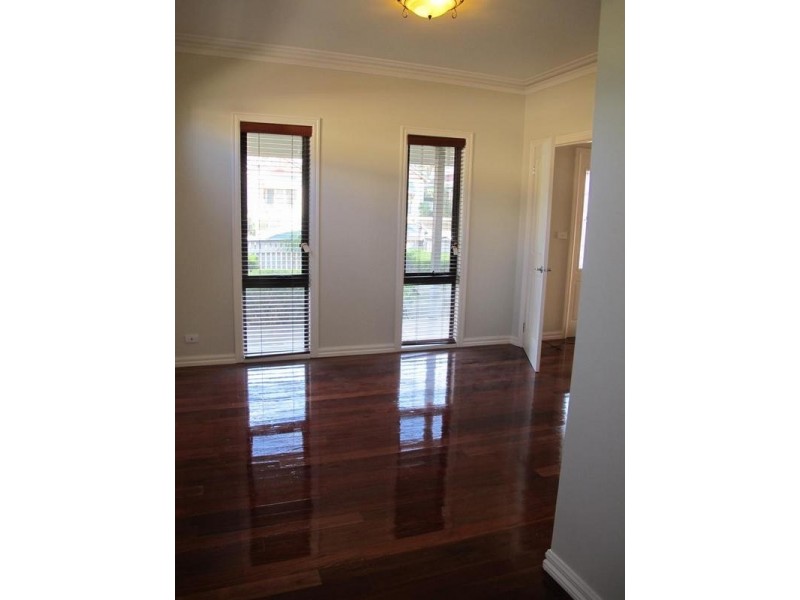 16 William Street, Newport VIC 3015