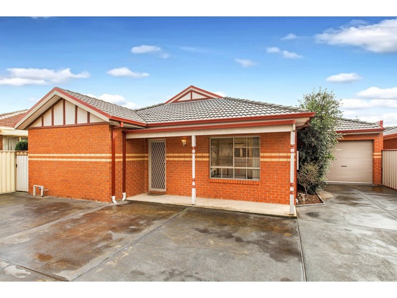 2/48 Corrigan Avenue, Brooklyn VIC 3012