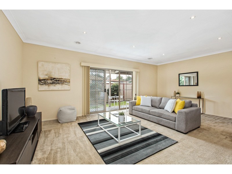 2/48 Corrigan Avenue, Brooklyn VIC 3012