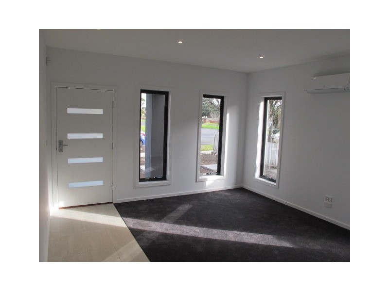 1/20 Lynch Road, Brooklyn VIC 3012