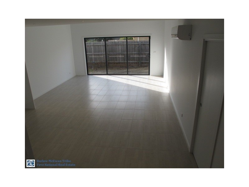 2/20 Lynch Road, Altona North VIC 3025