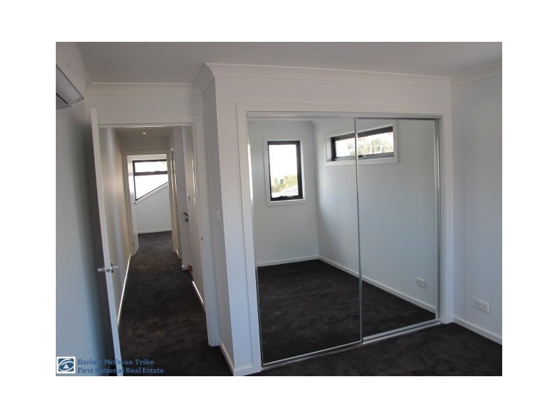 2/20 Lynch Road, Altona North VIC 3025