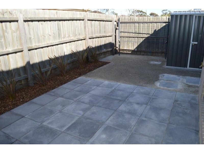 2/20 Lynch Road, Altona North VIC 3025