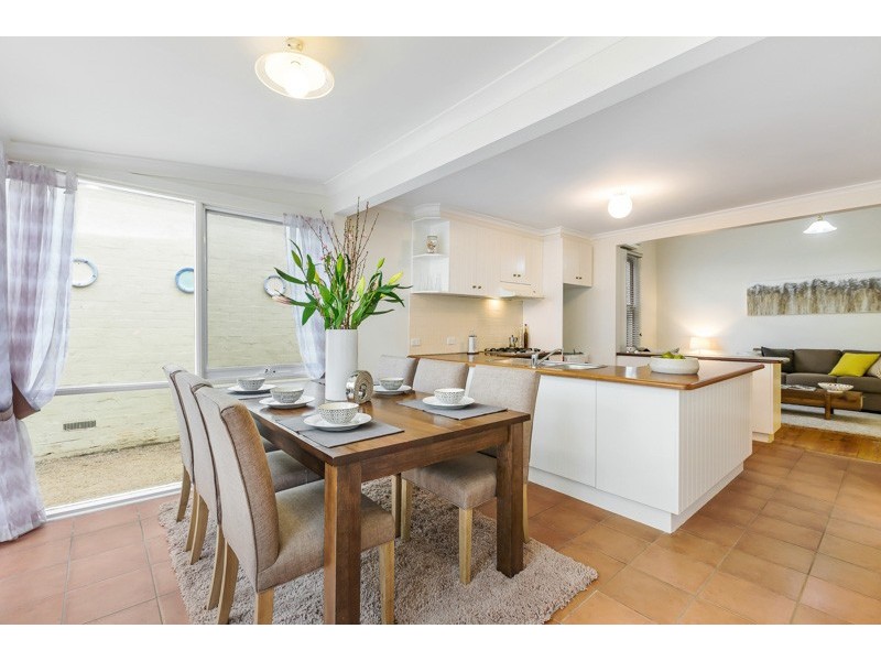 69 Elphin Street, Newport VIC 3015