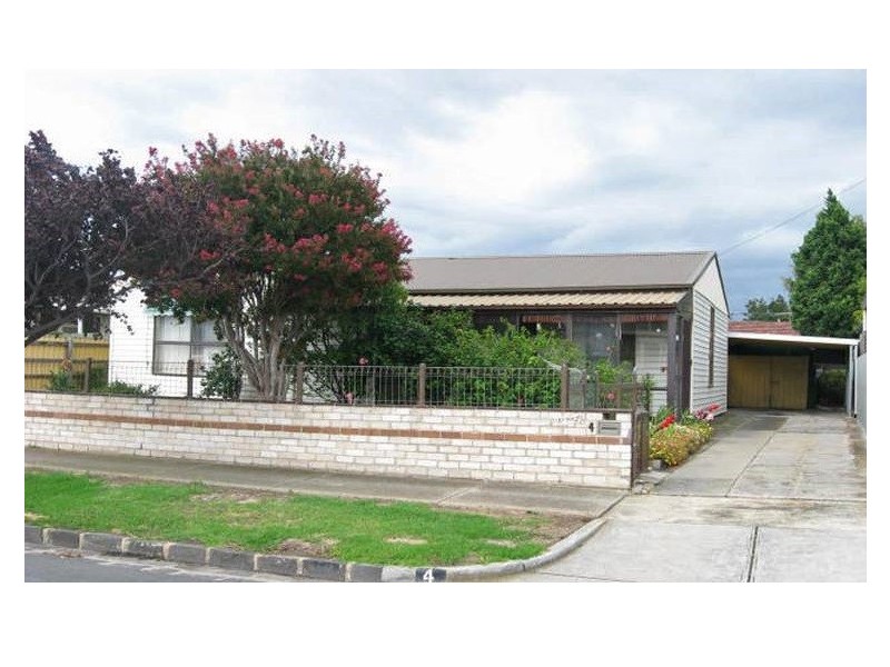 4 Holloway Street, Newport VIC 3015