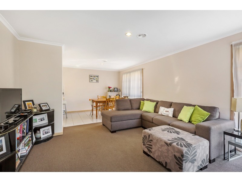 16 Kingham Street, Newport VIC 3015
