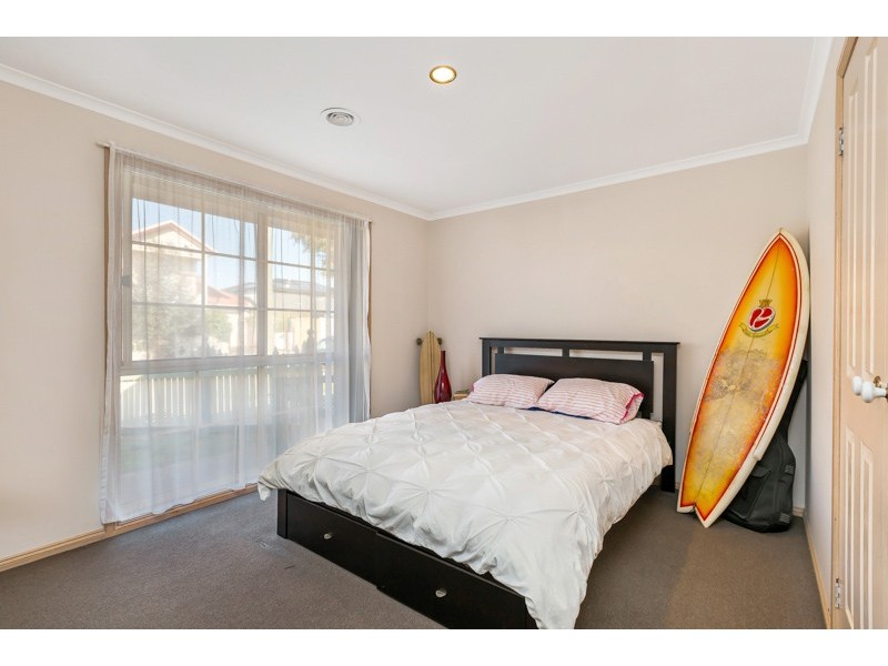 16 Kingham Street, Newport VIC 3015
