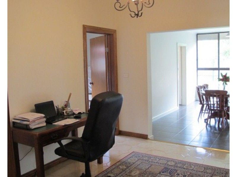 4 Anderson Street, Newport VIC 3015