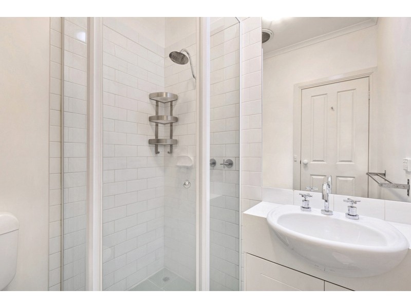 4/57 Challis Street, Newport VIC 3015