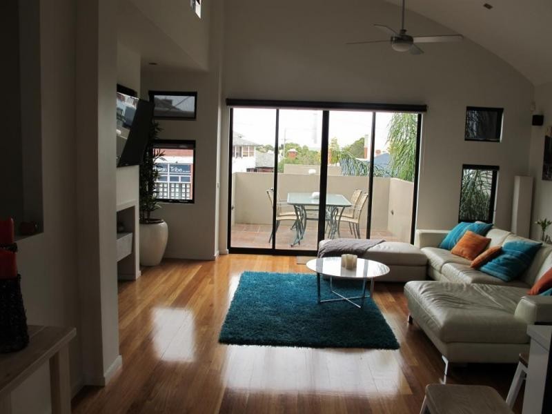 331 Melbourne Road, Newport VIC 3015