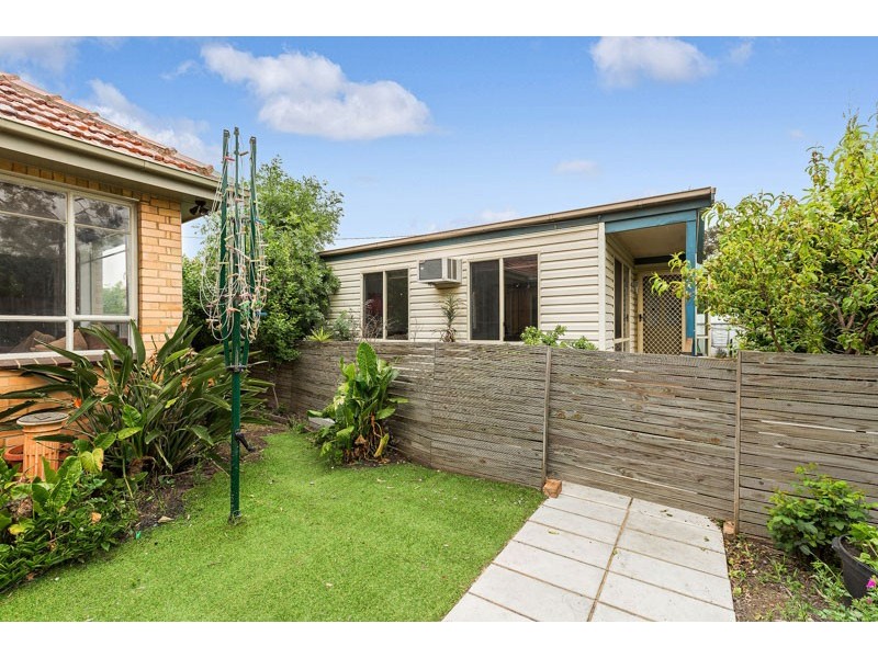 63 Charlotte Street, Newport VIC 3015