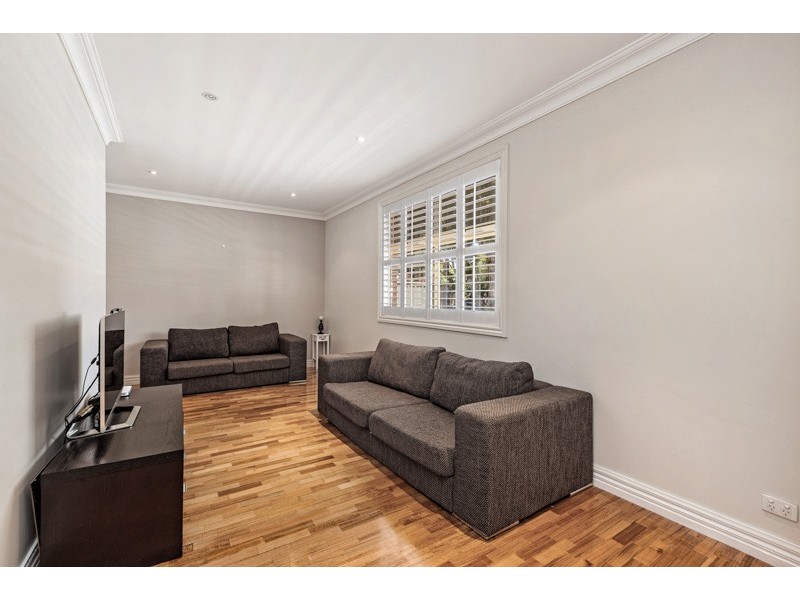 2A Jeffrey Avenue, Altona North VIC 3025