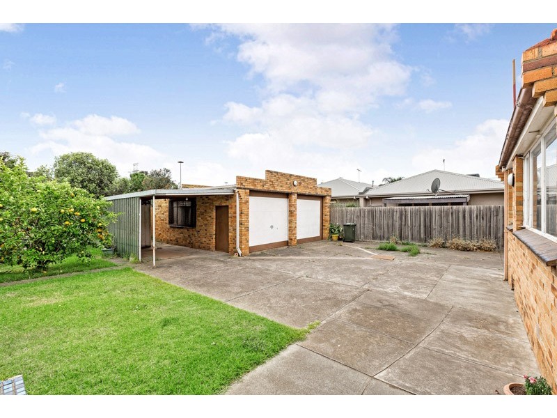 72 The Avenue, Spotswood VIC 3015