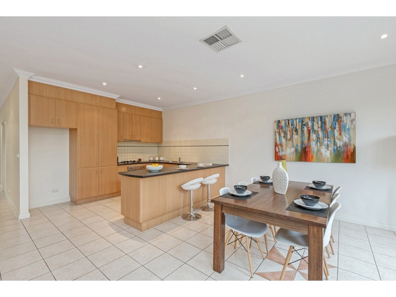 19 Kingham Street, Newport VIC 3015