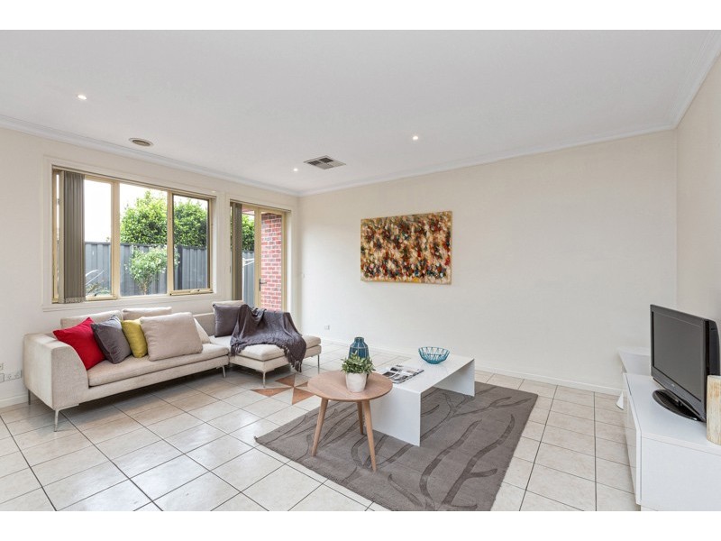 19 Kingham Street, Newport VIC 3015