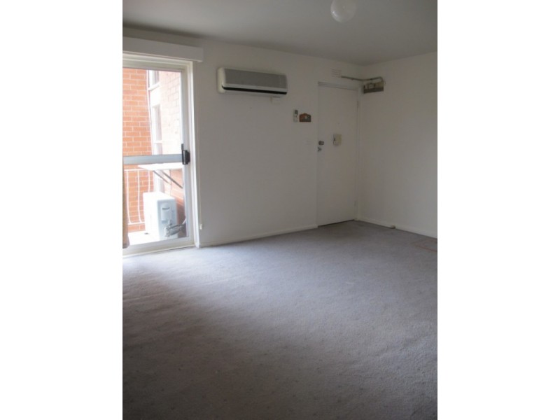 6/13 Speight Street, Newport VIC 3015