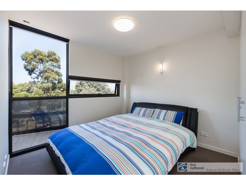 18/4 Mason Street, Newport VIC 3015