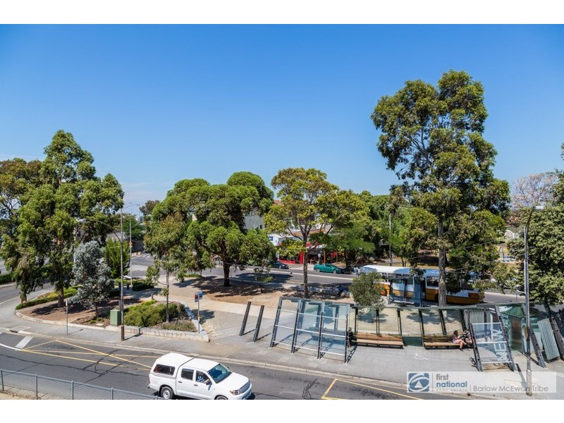 18/4 Mason Street, Newport VIC 3015