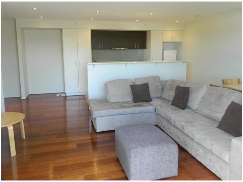 24/4 Mason Street, Newport VIC 3015