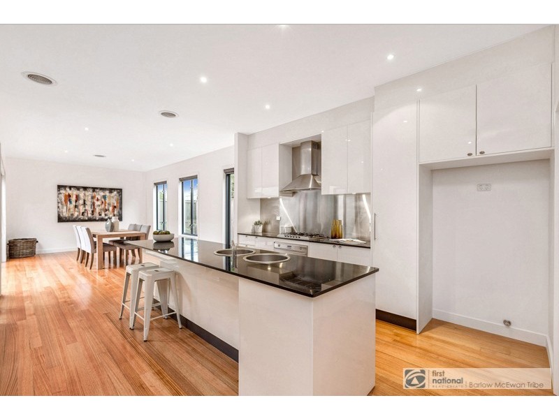 2/9 Liley Street Williamstown Junction, Newport VIC 3015