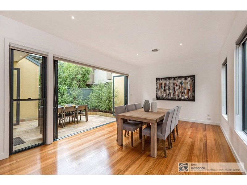 2/9 Liley Street Williamstown Junction, Newport VIC 3015