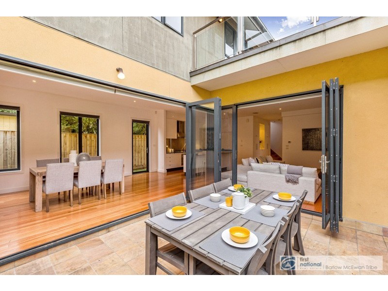 2/9 Liley Street Williamstown Junction, Newport VIC 3015