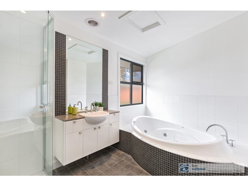 2/9 Liley Street Williamstown Junction, Newport VIC 3015