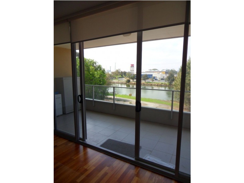 20/2 Salt River Place, Footscray VIC 3011