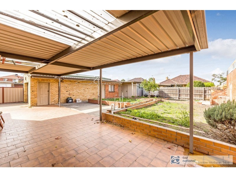 136 Seventh Avenue, Altona North VIC 3025