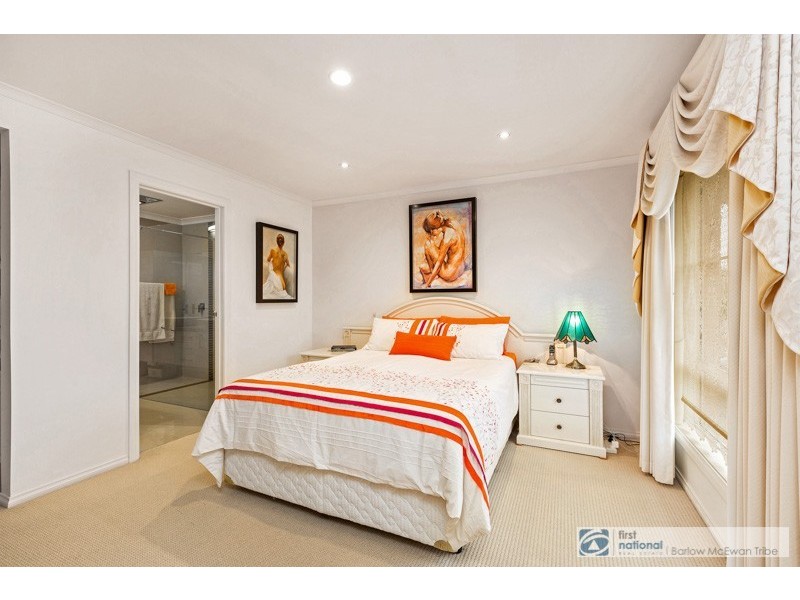 25 Eagleview Place, Point Cook VIC 3030